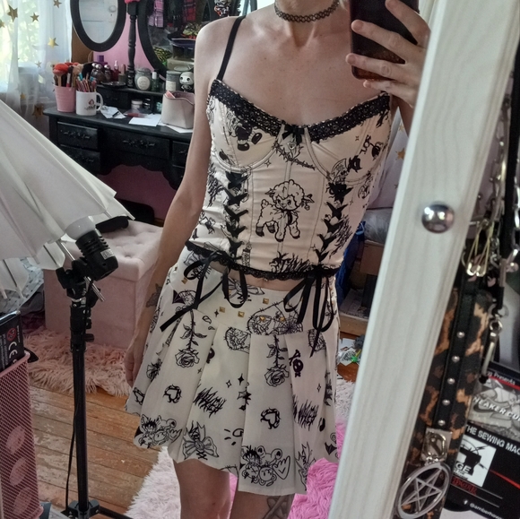 DK kawaii goth creepy cute dbl corset laced top & metal stud skirt set SOLD! - Picture 2 of 15